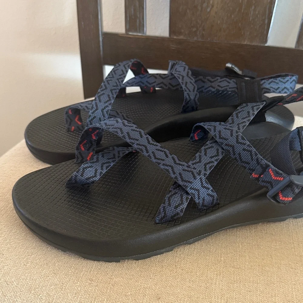 Chaco Men’s Z2 Classic Adjustable Strap Sandals Navy Blue Black Size 13